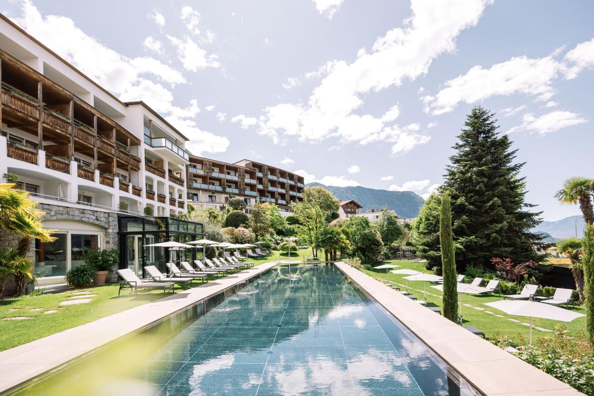 Hotel Hohenwart Schenna Ngoại thất bức ảnh
